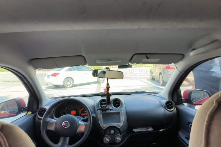Used Nissan March 2010 1.5L Automatic Easy-Style Version Headliner