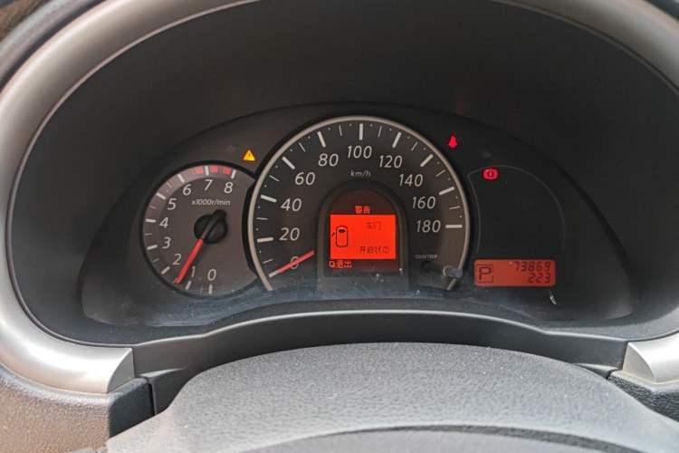 Used Nissan March 2010 1.5L Automatic Easy-Style Version Instrument Cluster