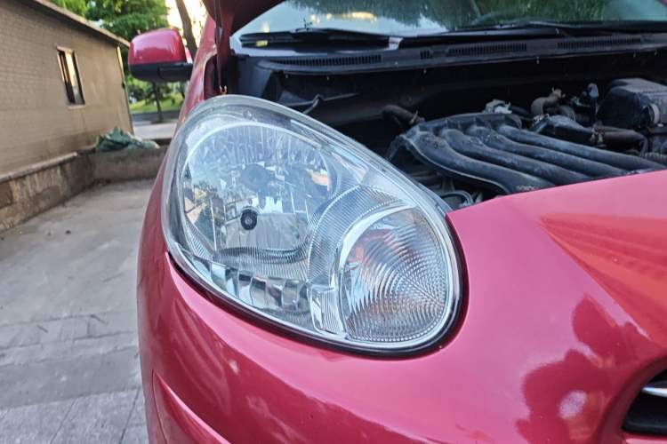 Used Nissan March 2010 1.5L Automatic Easy-Style Version Right Front Headlight