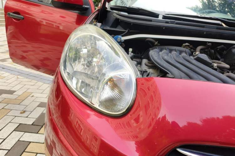 Used Nissan March 2010 1.5L Automatic Easy-Style Version Right Front Headlight