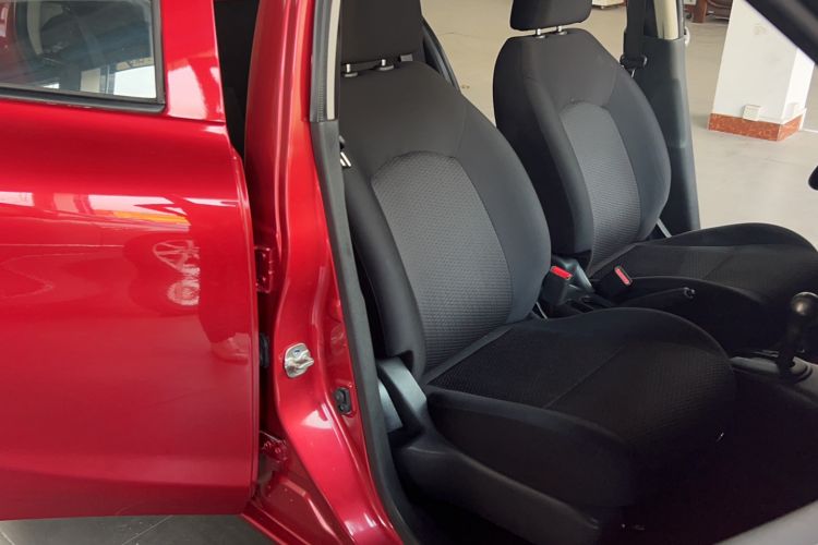 Used Nissan March 2010 1.5L Automatic Easy-Style Version Right Front Seat