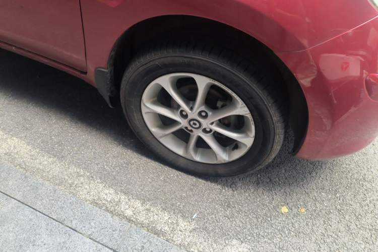 Used Nissan March 2010 1.5L Automatic Easy-Drive Version Right Front Wheel Hub