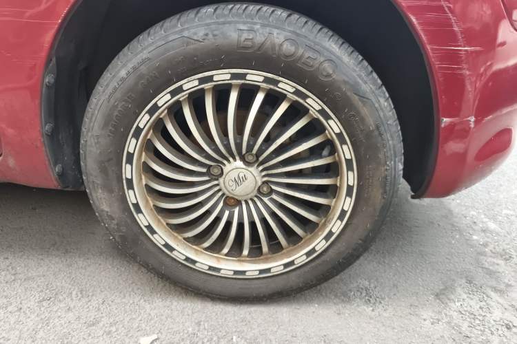 Used Nissan March 2010 1.5L Automatic Easy-Style Version Right Front Wheel Hub