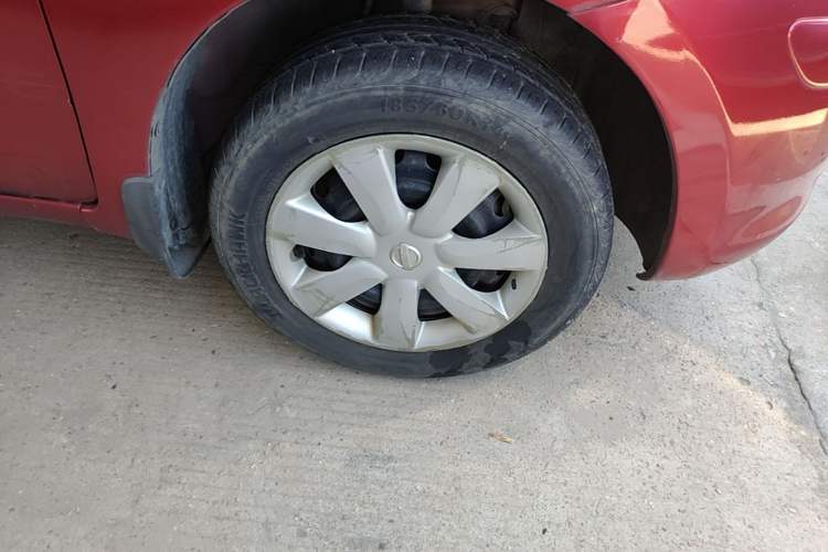 Used Nissan March 2010 1.5L Automatic Easy-Style Version Right Front Wheel Hub