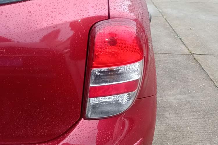Used Nissan March 2010 1.5L Automatic Easy-Style Version Right Rear Taillight