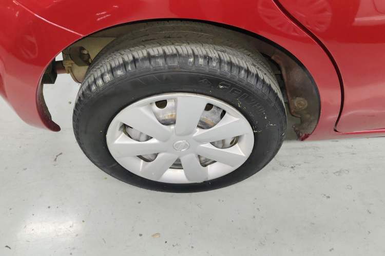 Used Nissan March 2010 1.5L Automatic Easy-Style Version Right Rear Wheel Hub