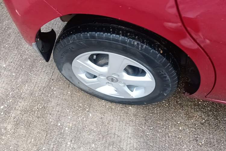 Used Nissan March 2010 1.5L Automatic Easy-Style Version Right Rear Wheel Hub