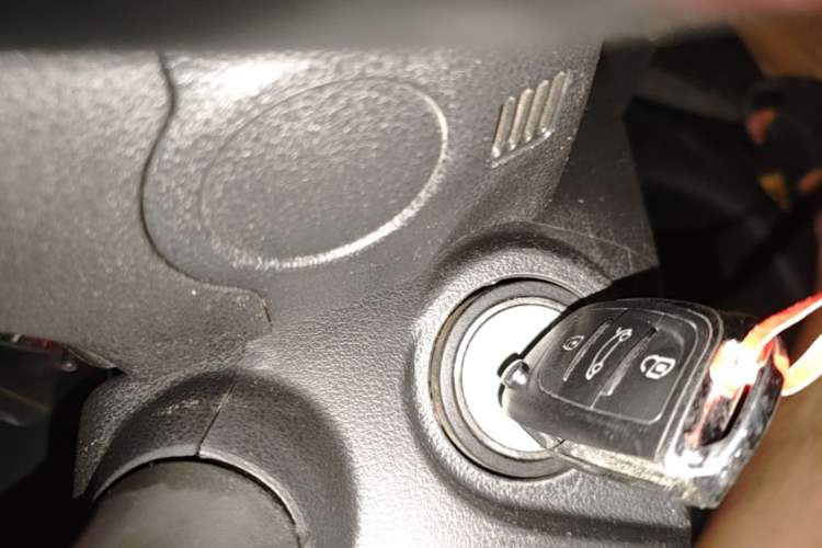 Used Nissan March 2010 1.5L Automatic Easy-Style Version Vehicle Key
