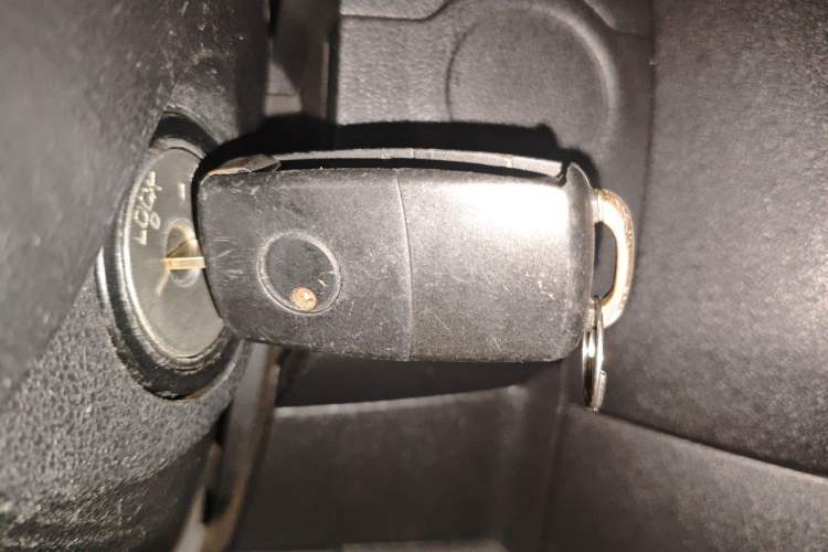 Used Nissan March 2010 1.5L Automatic Easy-Style Version Vehicle Key