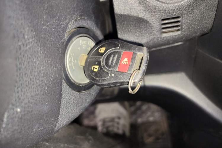 Used Nissan March 2010 1.5L Automatic Easy-Style Version Vehicle Key