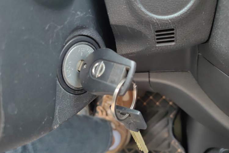 Used Nissan March 2010 1.5L Automatic Easy-Style Version Vehicle Key