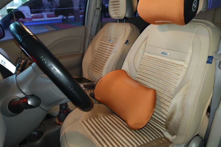 Used Nissan March 2010 1.5L Manual E-Xuan Edition Left Front Seat