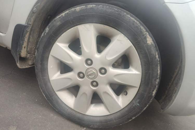 Used Nissan March 2010 1.5L Automatic Easy-Drive Version Right Front Wheel Hub