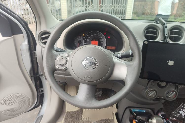 Used Nissan March 2010 1.5L Automatic Easy-Drive Version Steering Wheel