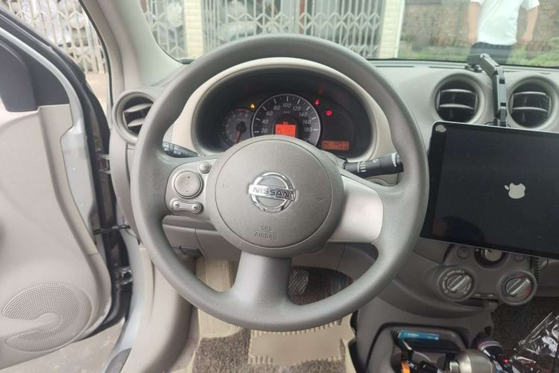 Used Nissan March 2010 1.5L Automatic Easy-Drive Version Steering Wheel
