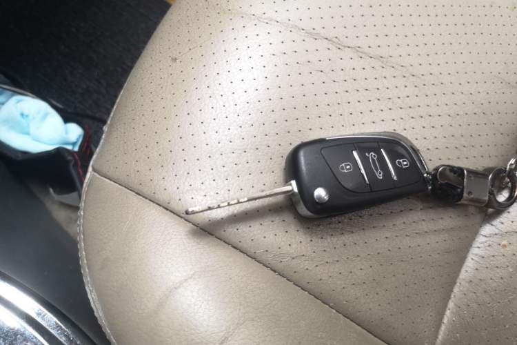 Used Nissan March 2010 1.5L Automatic Easy-Style Version Vehicle Key