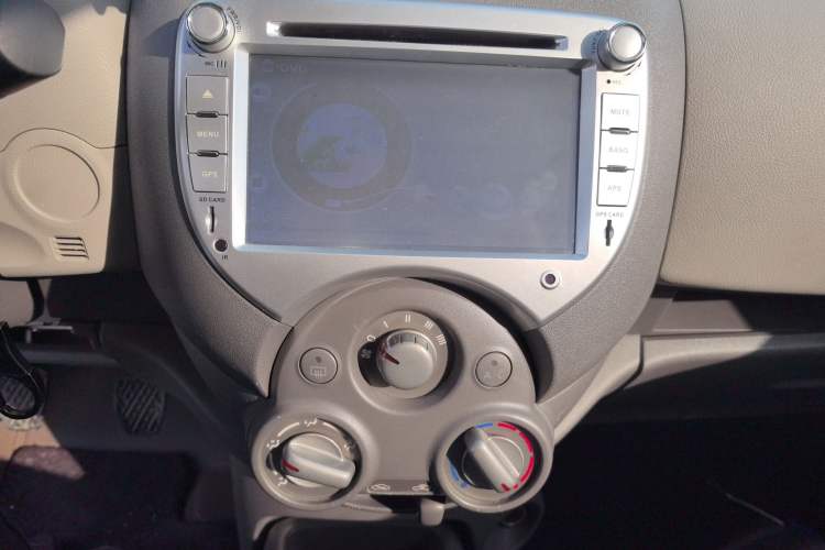 Used Nissan March 2010 1.5L Manual E-Xuan Edition Audio And AC Panel