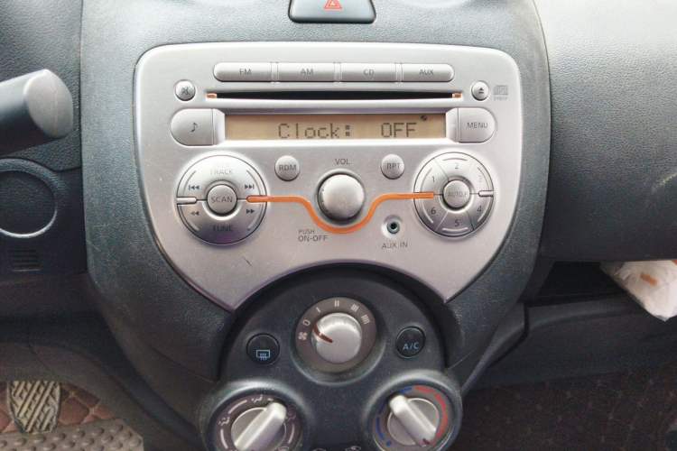 Used Nissan March 2010 1.5L Manual Easi-Style Edition Audio And AC Panel