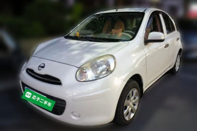 Nissan March 2010 1.5L Automatic Easy-Style Version usado