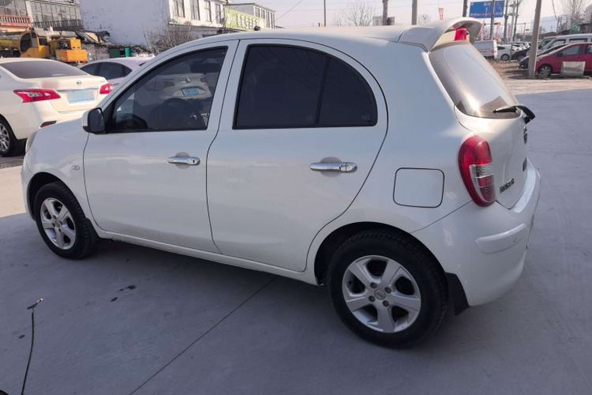 Used Nissan March 2010 1.5L Manual E-Xuan Edition Exterior 3