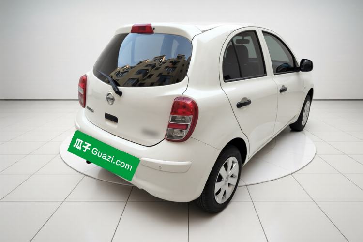 Used Nissan March 2010 1.5L Automatic Easy-Style Version Exterior 5