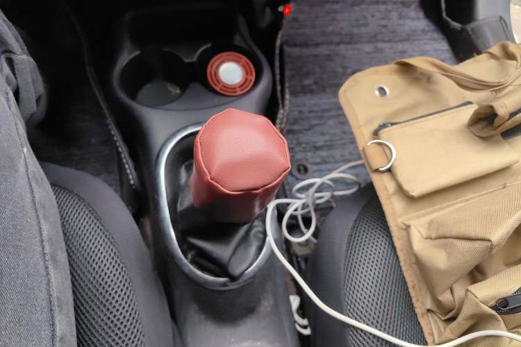 Used Nissan March 2010 1.5L Manual Easi-Style Edition Gear Lever