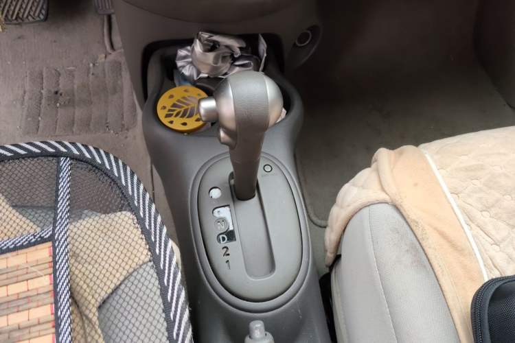 Used Nissan March 2010 1.5L Automatic Easy-Style Version Gear Lever