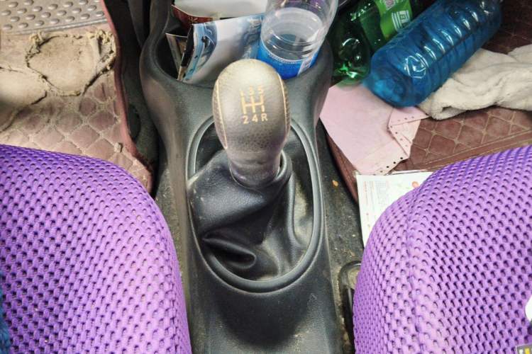 Used Nissan March 2010 1.5L Manual Easi-Style Edition Gear Lever