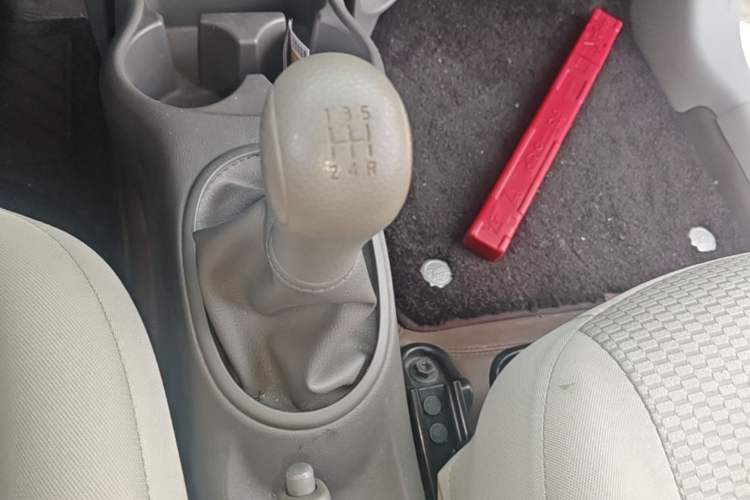 Used Nissan March 2010 1.5L Manual E-Xuan Edition Gear Lever