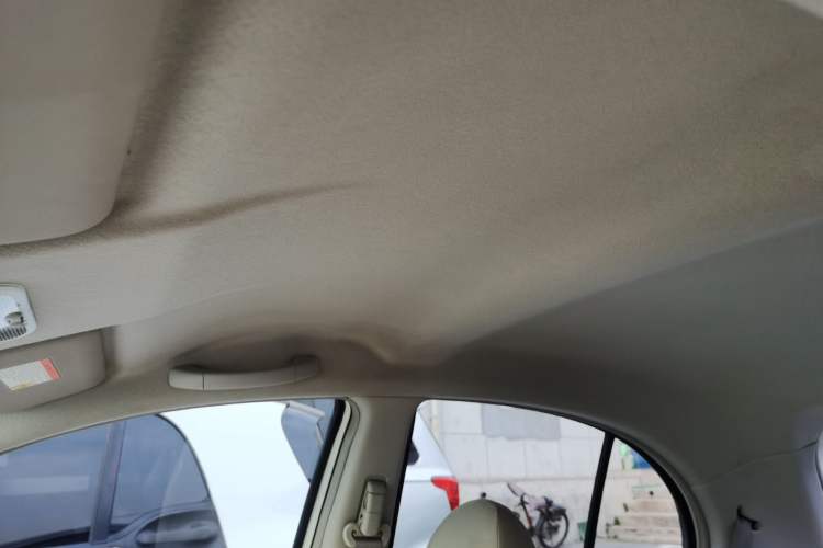 Used Nissan March 2010 1.5L Automatic Easy-Style Version Headliner