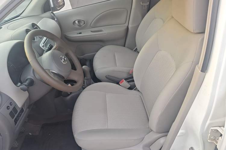 Used Nissan March 2010 1.5L Manual E-Xuan Edition Left Front Seat