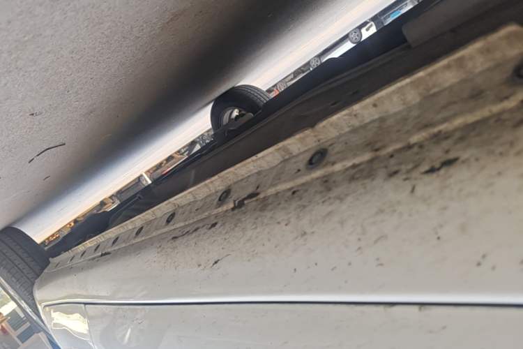 Used Nissan March 2010 1.5L Manual E-Xuan Edition Left Side Sill