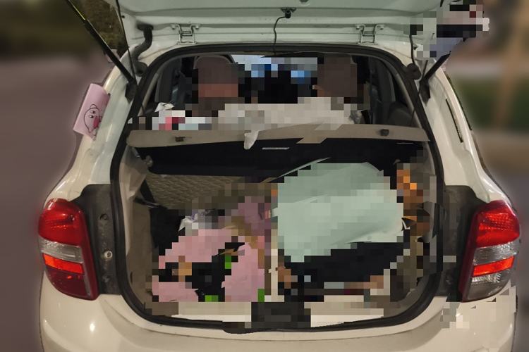 Used Nissan March 2010 1.5L Automatic Easy-Style Version Trunk