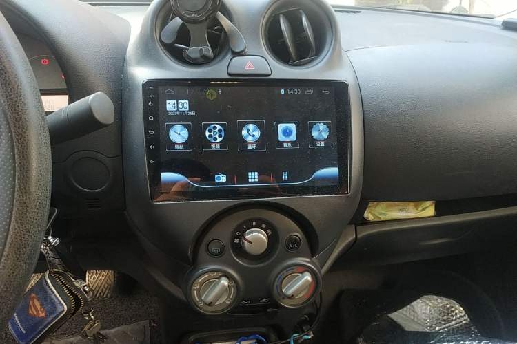 Used Nissan March 2010 1.5L Manual Easi-Style Edition Audio And AC Panel