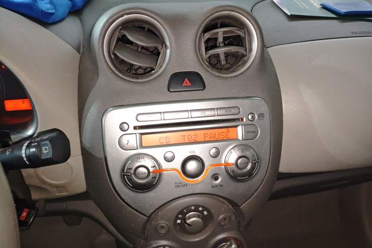 Used Nissan March 2010 1.5L Manual E-Xuan Edition Audio And AC Panel