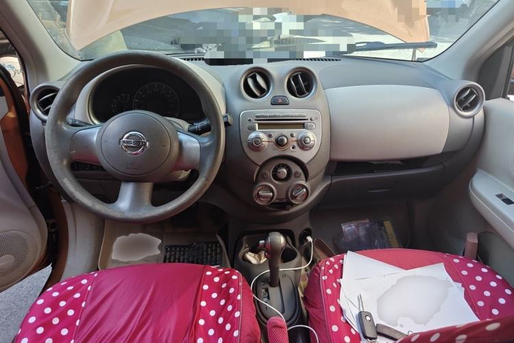 Used Nissan March 2010 1.5L Automatic Easy-Style Version Center Console