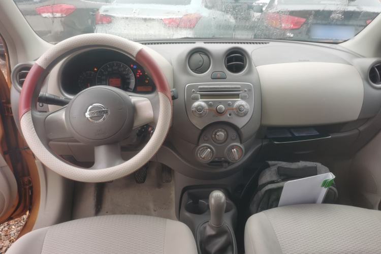 Used Nissan March 2010 1.5L Manual E-Xuan Edition Center Console