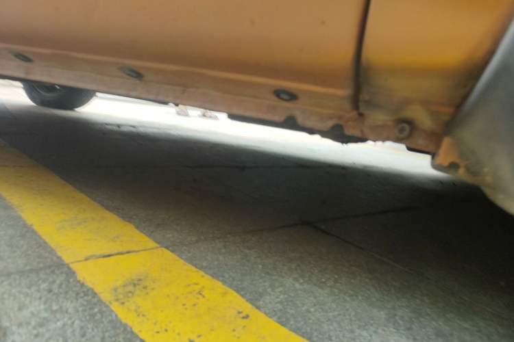 Used Nissan March 2010 1.5L Manual E-Xuan Edition Chassis Front Right