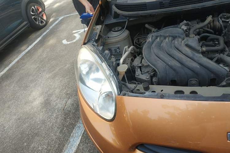 Used Nissan March 2010 1.5L Manual Easi-Style Edition Engine Bay Right