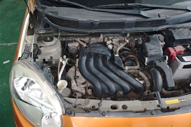 Used Nissan March 2010 1.5L Manual E-Xuan Edition Engine Bay Right