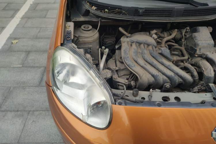 Used Nissan March 2010 1.5L Automatic Easy-Style Version Engine Bay Right