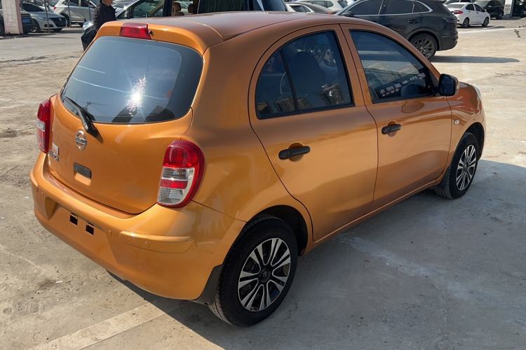 Used Nissan March 2010 1.5L Automatic Easy-Style Version Exterior 3