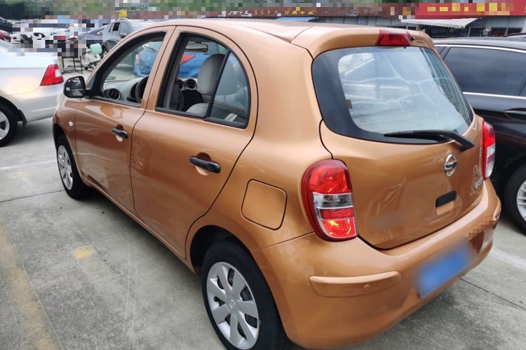 Used Nissan March 2010 1.5L Automatic Easy-Style Version Exterior 3