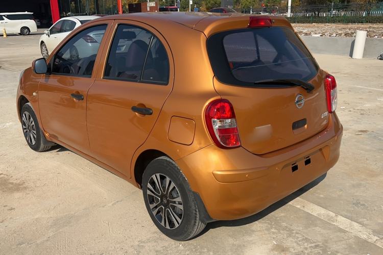 Used Nissan March 2010 1.5L Automatic Easy-Style Version Exterior 5