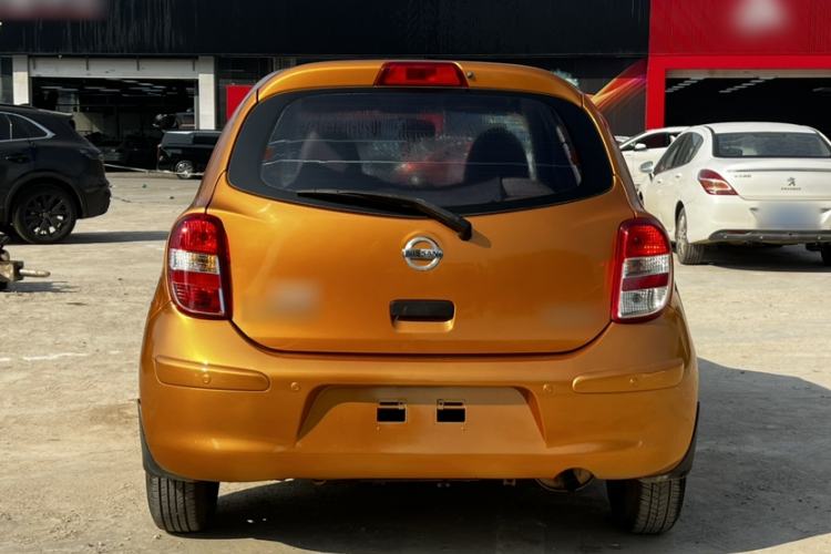 Used Nissan March 2010 1.5L Automatic Easy-Style Version Exterior 7