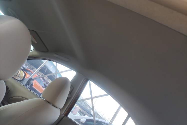 Used Nissan March 2010 1.5L Automatic Easy-Style Version Headliner