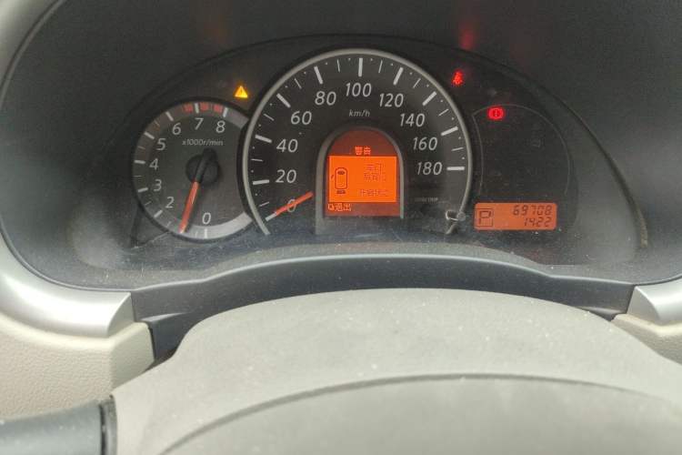 Used Nissan March 2010 1.5L Automatic Easy-Style Version Instrument Cluster