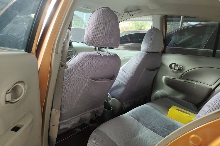Used Nissan March 2010 1.5L Manual E-Xuan Edition Interior 1