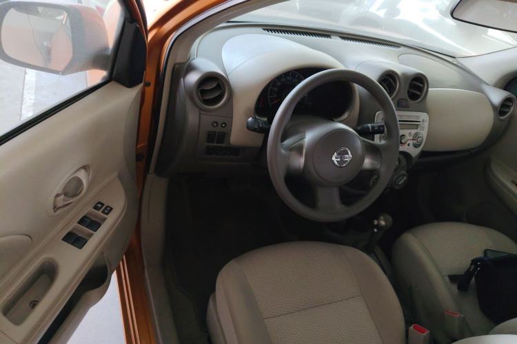 Used Nissan March 2010 1.5L Automatic Easy-Style Version Interior 3
