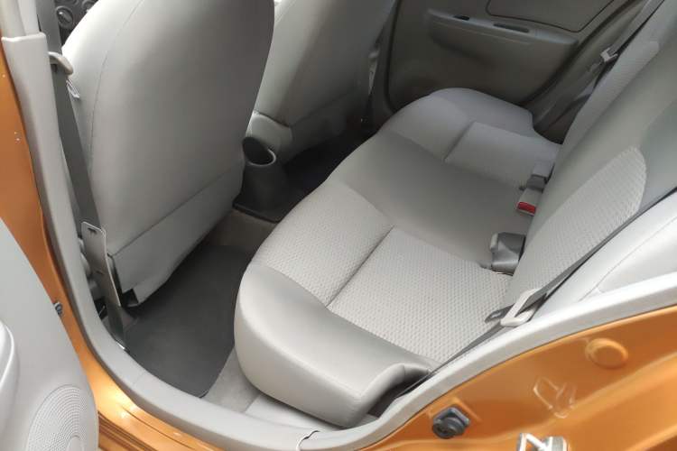 Used Nissan March 2010 1.5L Automatic Easy-Style Version Interior 4